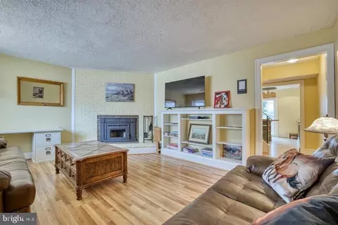 44 Sydnor St, Hamilton, VA 20158 photo 4