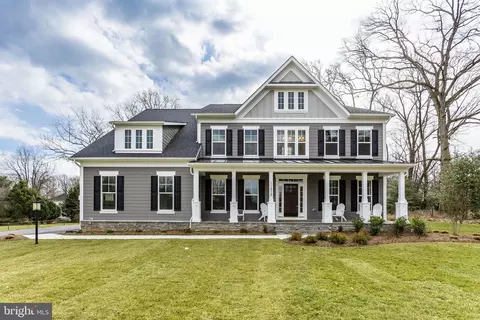17655 Bates Dr, Hamilton, VA 20158
