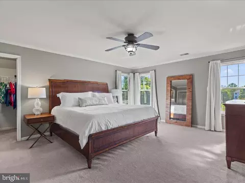Bedroom - 43036 Hedgeapple Ct, Ashburn, VA 20147 photo 1 of 8