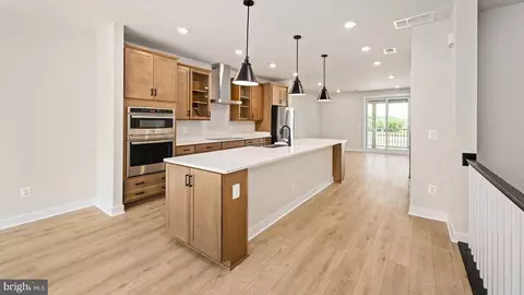 44589 Strabane Ter, Ashburn, VA 20147