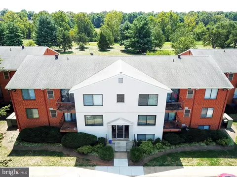 125 P Clubhouse Dr SW #5, Leesburg, VA 20175