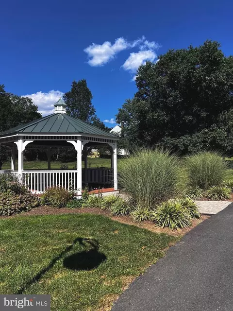 Other - 33 Devon Ct, Sterling, VA 20165 photo 4 of 5