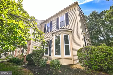 Exterior - 43866 Laburnum Sq, Ashburn, VA 20147 photo 5 of 5