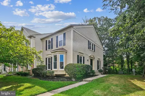 43866 Laburnum Sq, Ashburn, VA 20147