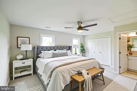 Bedroom - 43866 Laburnum Sq, Ashburn, VA 20147 photo 1 of 4