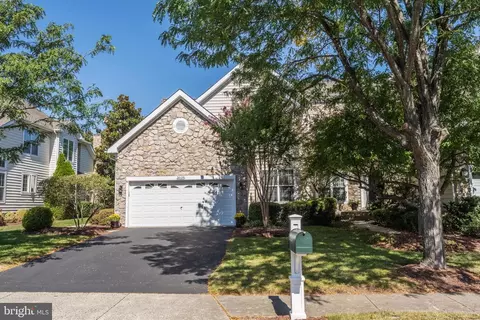 20129 Valhalla Sq, Ashburn, VA 20147 photo 1