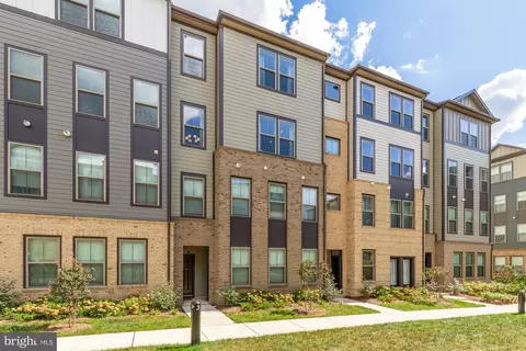 45950 Raven Ter, Sterling, VA 20165