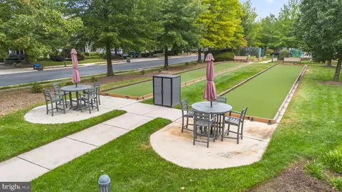 View/Area - 44357 Sunset Maple Dr, Ashburn, VA 20147 photo 4 of 6