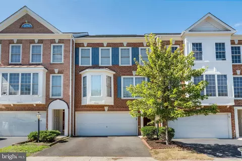 24661 Clock Tower Sq, Aldie, VA 20105