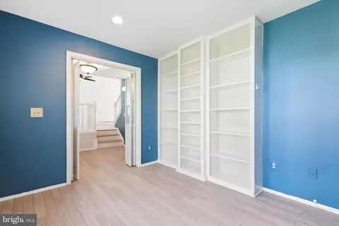 Entry Way - 13 Braxton Dr, Sterling, VA 20165 photo 3 of 7