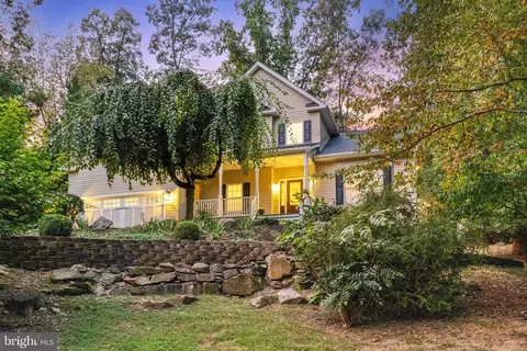35460 Turtle Hl, Round Hill, VA 20141