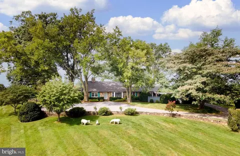 35771 Snake Hill Rd, Middleburg, VA 20117