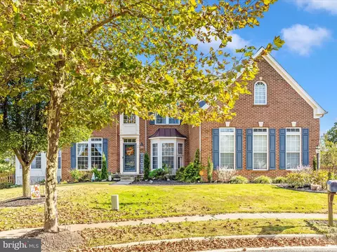 34 Lange Dr, Lovettsville, VA 20180