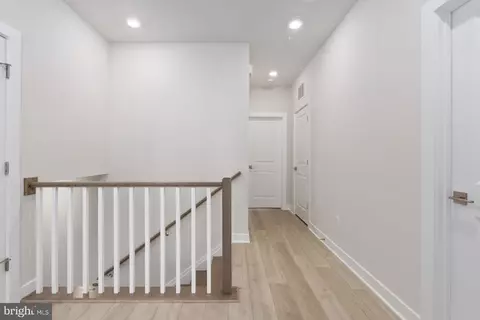 Entry Way - 44579 Strabane Ter, Ashburn, VA 20147 photo 6 of 9