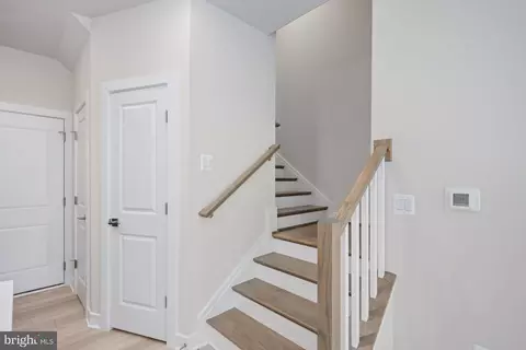 Entry Way - 44579 Strabane Ter, Ashburn, VA 20147 photo 5 of 9