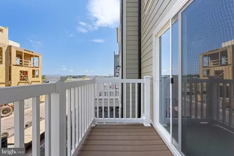 Exterior - 44579 Strabane Ter, Ashburn, VA 20147 photo 3 of 3