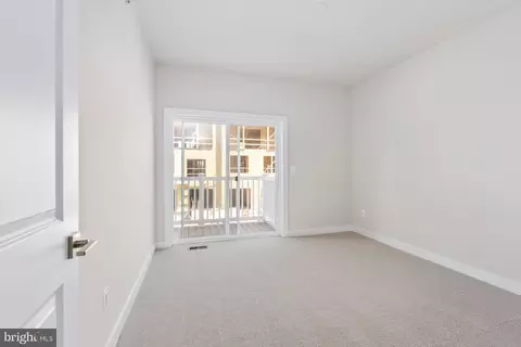 Bedroom - 44579 Strabane Ter, Ashburn, VA 20147 photo 4 of 5