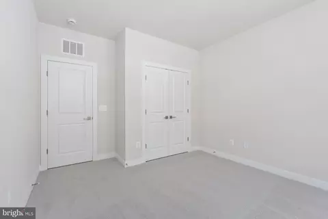 Bedroom - 44579 Strabane Ter, Ashburn, VA 20147 photo 3 of 5