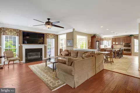 43313 Jerpoint Ct, Chantilly, VA 20152 photo 3