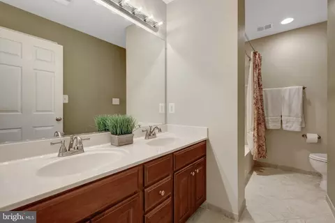 43313 Jerpoint Ct, Chantilly, VA 20152 photo 24