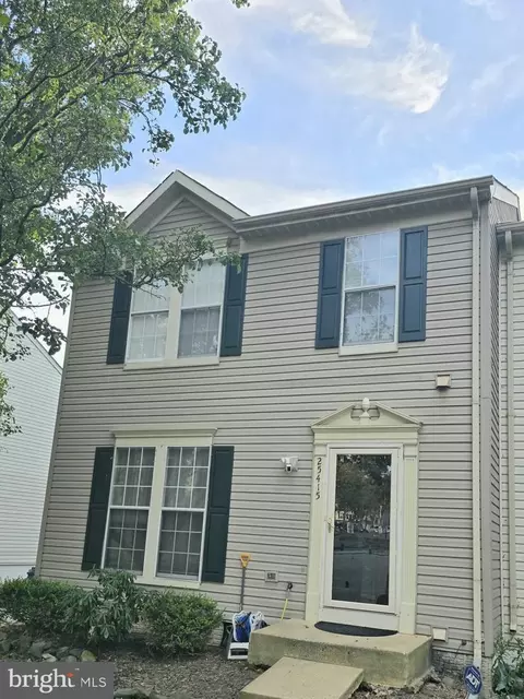 25415 Morse Dr, Chantilly, VA 20152