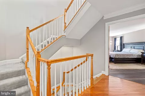 Entry Way - 23251 Christopher Thomas Ln, Brambleton, VA 20148 photo 4 of 12