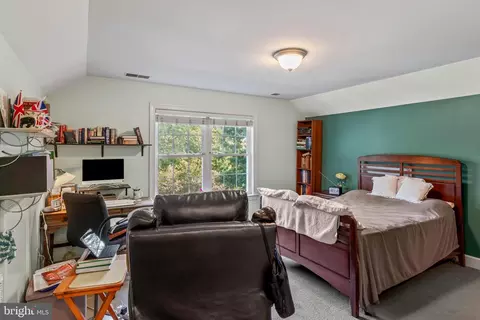 Bedroom - 23251 Christopher Thomas Ln, Brambleton, VA 20148 photo 9 of 10