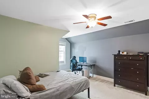 Bedroom - 23251 Christopher Thomas Ln, Brambleton, VA 20148 photo 7 of 10
