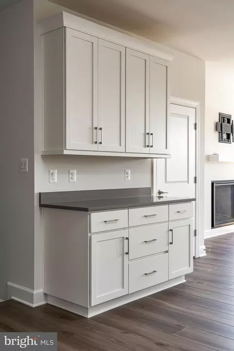 42972 Truman Ter, Ashburn, VA 20148 photo 10