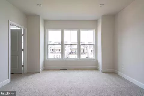 42972 Truman Ter, Ashburn, VA 20148 photo 15
