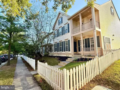 20423 Bowfonds St, Ashburn, VA 20147 photo 3