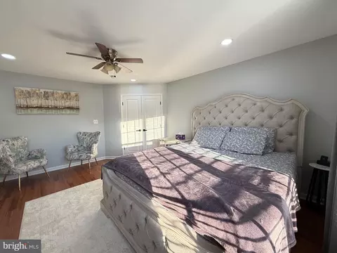 20423 Bowfonds St, Ashburn, VA 20147 photo 21