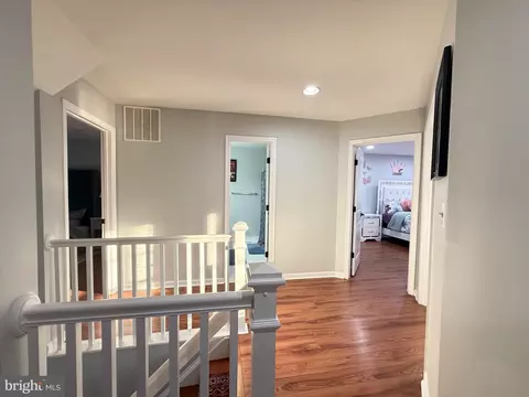 20423 Bowfonds St, Ashburn, VA 20147 photo 27