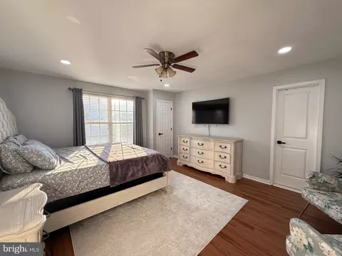 20423 Bowfonds St, Ashburn, VA 20147 photo 20