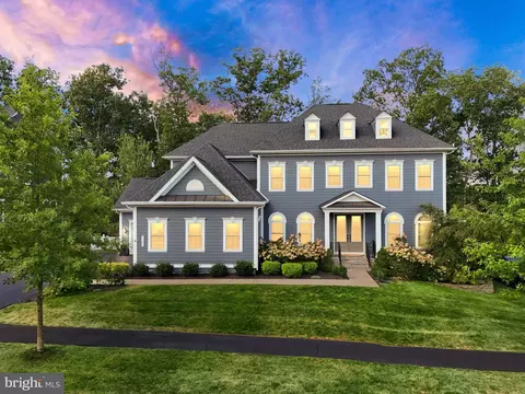 41992 Paddock Gate Pl E, Ashburn, VA 20148