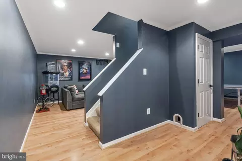 Entry Way - 20666 Coppersmith Dr, Ashburn, VA 20147 photo 9 of 9