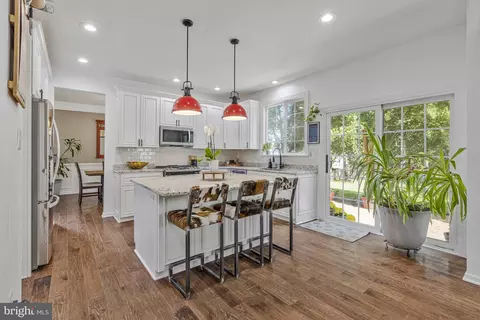 Kitchen - 20666 Coppersmith Dr, Ashburn, VA 20147 photo 1 of 4