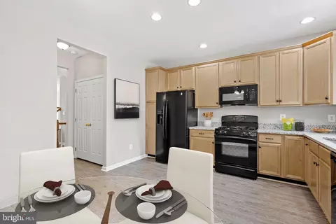 20435 Scioto Ter, Ashburn, VA 20147 photo 3