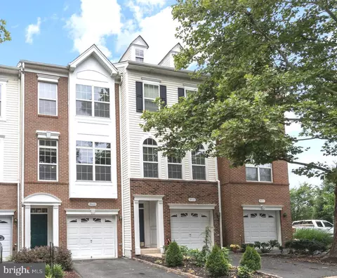 20435 Scioto Ter, Ashburn, VA 20147 photo 2
