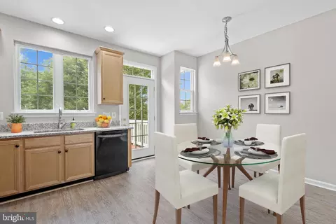 20435 Scioto Ter, Ashburn, VA 20147 photo 4