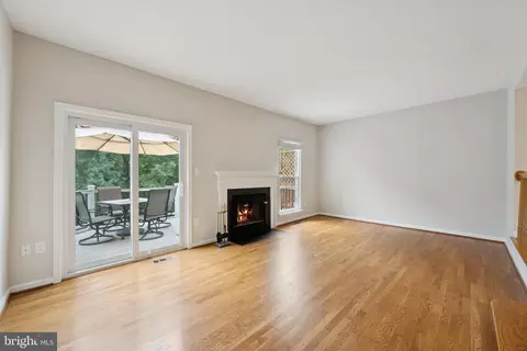 Living - 43247 Clearnight Ter, Ashburn, VA 20147 photo 1 of 5