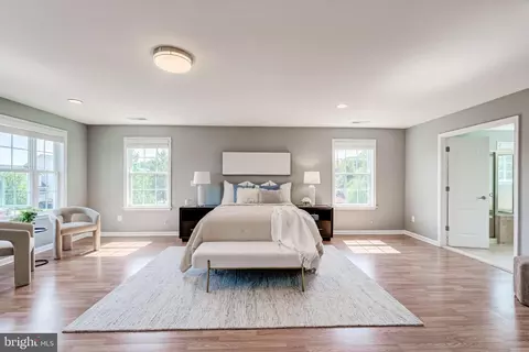 Bedroom - 21899 Knob Hill Pl, Ashburn, VA 20148 photo 2 of 13