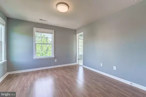 Bedroom - 21899 Knob Hill Pl, Ashburn, VA 20148 photo 13 of 13