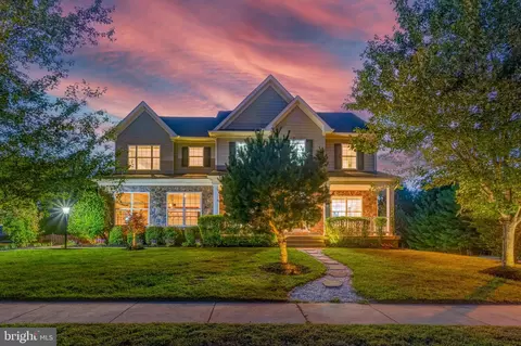 21899 Knob Hill Pl, Ashburn, VA 20148