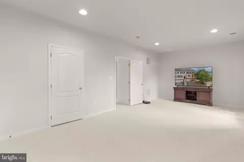 Other - 20144 Prairie Dunes Ter, Ashburn, VA 20147 photo 11 of 13