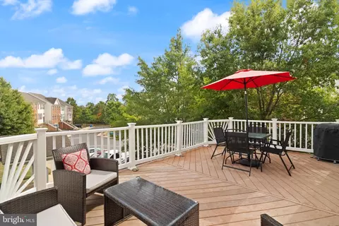 Exterior - 20144 Prairie Dunes Ter, Ashburn, VA 20147 photo 1 of 3