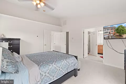 Bedroom - 20144 Prairie Dunes Ter, Ashburn, VA 20147 photo 3 of 7