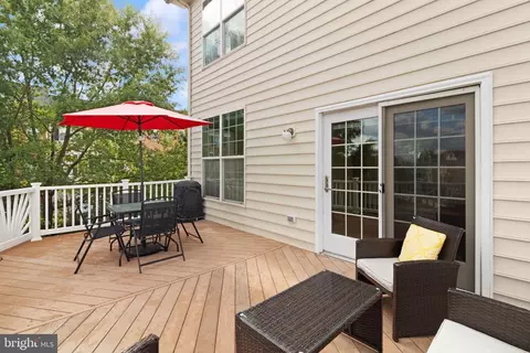 Exterior - 20144 Prairie Dunes Ter, Ashburn, VA 20147 photo 3 of 3