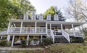 12519 Mountain Rd, Lovettsville, VA 20180