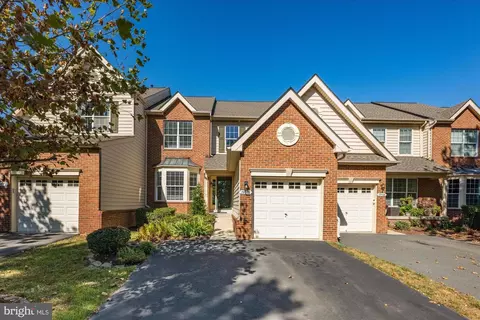 19769 Estancia Sq, Ashburn, VA 20147